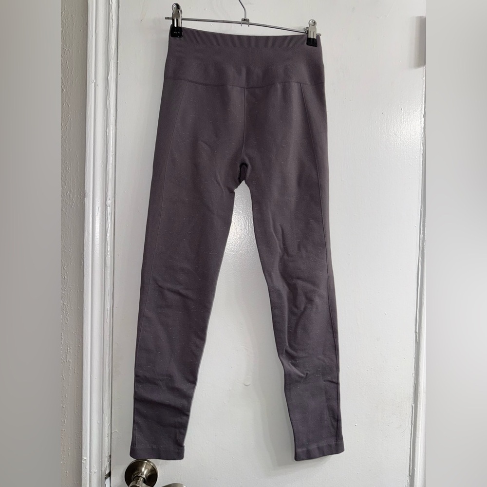 Lululemon seamless tight size 4